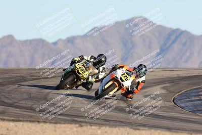 media/Dec-07-2025-CVMA (Sun) [[3e7d2de5dc]]/Race 17-Amateur Formula Middleweight/